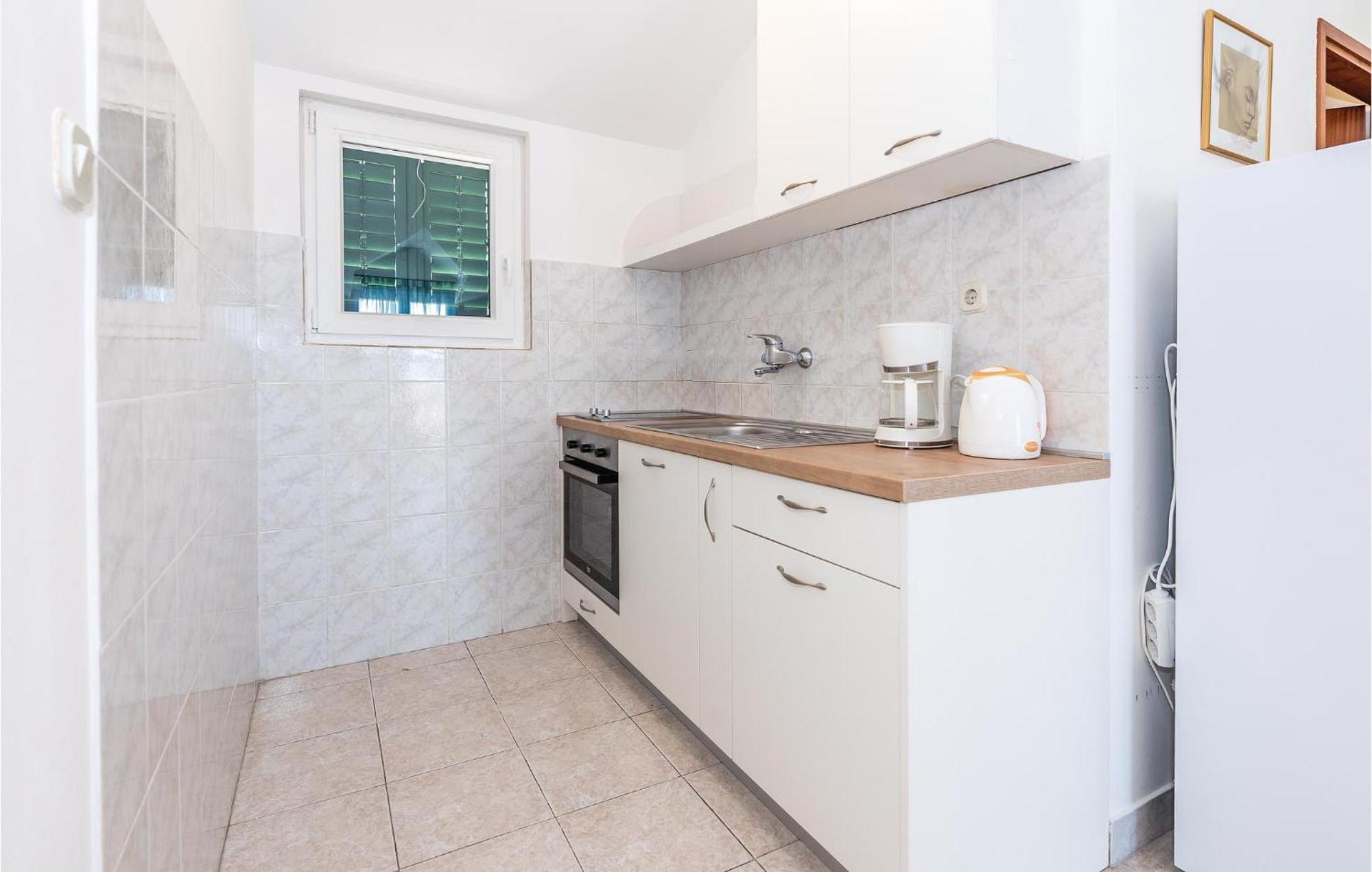 Awesome Apartment In Jezera With Kitchen Екстер'єр фото