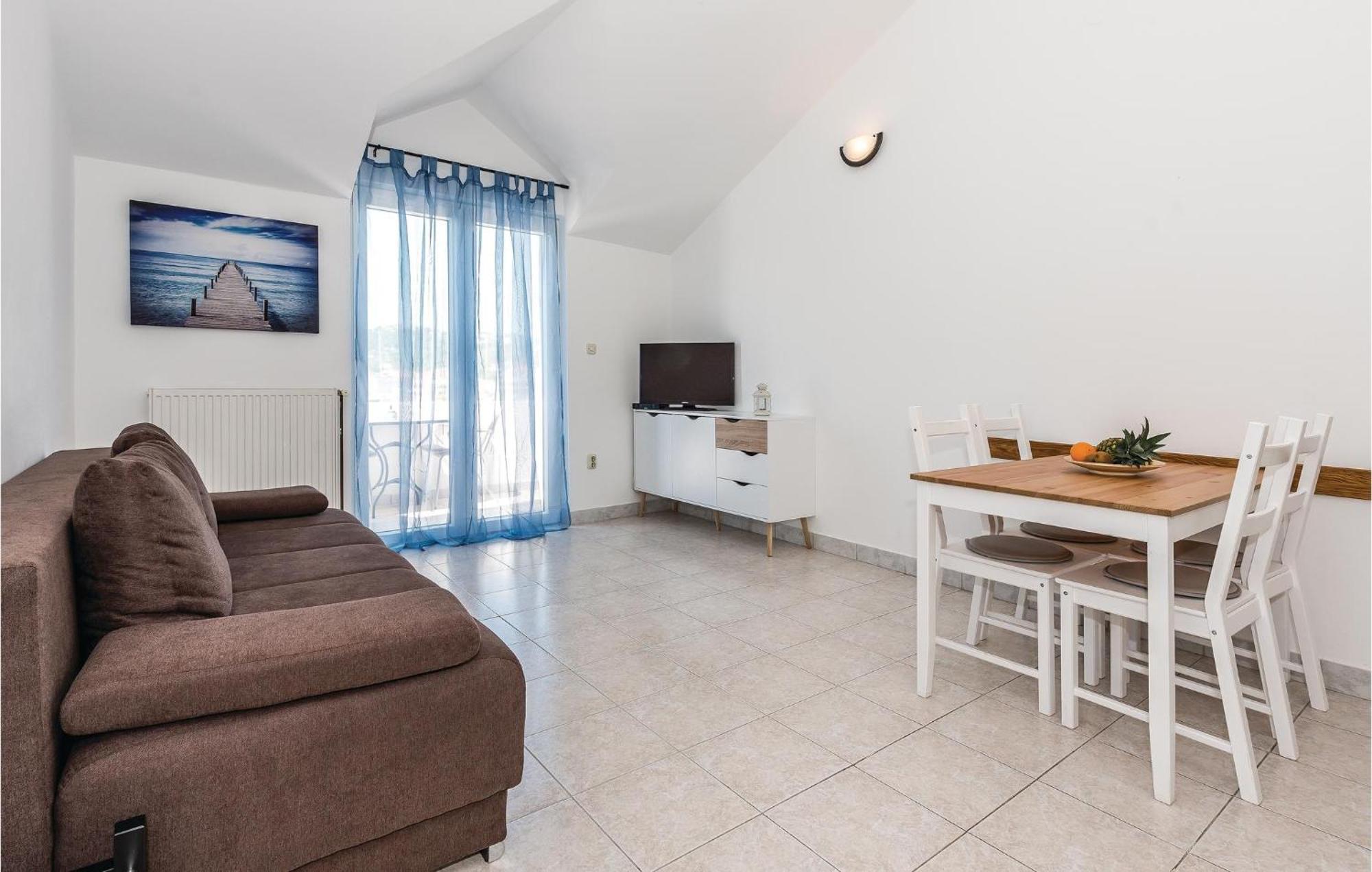 Awesome Apartment In Jezera With Kitchen Екстер'єр фото